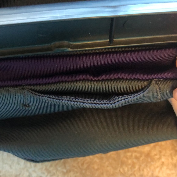 Hind purple and grey leggings size large - Picture 7 of 10